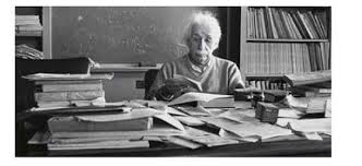 Messy = bad scientist?